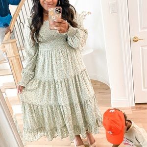 AURA Sage Green Floral Long Sleeve Tiered Midi Dress. Size Large.